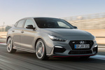 Hyundai i30 Fastback 2.0 TGDi 202 kW (275 CV) Fastback N Perfomance  Turismo Micron Grey Exterior Lateral-Frontal 5 puertas
