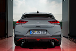 Hyundai i30 Fastback 2.0 TGDi 202 kW (275 CV) Fastback N Perfomance  Turismo Micron Grey Exterior Trasera 5 puertas