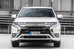 Mitsubishi Outlander PHEV Motion Kaiteki Todo terreno Blanco Silky Exterior Frontal 5 puertas