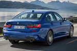 BMW Serie 3 330d xDrive Aut. M Sport Turismo Azul Portimao Exterior Posterior-Lateral 4 puertas