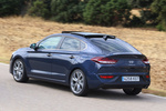 Hyundai i30 Fastback T-GDi 1.4 103 kW (140 CV) DCT Fastback Style Turismo familiar Stargazing Blue Exterior Lateral-Posterior 5 puertas