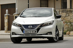 Nissan LEAF 40 kWh Tekna Turismo Blanco Perlado Exterior Frontal-Lateral 5 puertas