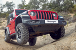 Jeep Wrangler 2.2 CRD 147 kW (200 CV) Rubicon Todo terreno Rojo Firecracker Exterior Lateral-Frontal 3 puertas