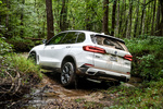 BMW X5 xDrive40i xLine Todo terreno Mineralweiss metalizado Exterior Posterior-Lateral 5 puertas