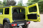 Suzuki Jimny Gama Jimny Mode 3 Todo terreno Kinetic Yellow Exterior Lateral-Posterior 3 puertas