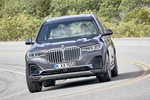 BMW X7 xDrive40i Design Pure Excellence Todo terreno Artic grey Exterior Frontal 5 puertas
