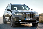 BMW X7 xDrive40i Design Pure Excellence Todo terreno Artic grey Exterior Frontal-Lateral 5 puertas