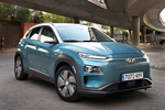 Hyundai Kona El&eacute;ctrico 150 kW (204 CV) 64 kWh El&eacute;ctrico Style Todo terreno Ceramic Blue Exterior Frontal-Lateral 5 puertas