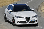 Alfa Romeo Stelvio Quadrifoglio Quadrifoglio Todo terreno Bianco Trofeo Exterior Frontal-Lateral 5 puertas
