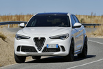 Alfa Romeo Stelvio Quadrifoglio Quadrifoglio Todo terreno Bianco Trofeo Exterior Frontal-Lateral 5 puertas