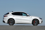 Alfa Romeo Stelvio Quadrifoglio Quadrifoglio Todo terreno Bianco Trofeo Exterior Lateral 5 puertas