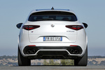 Alfa Romeo Stelvio Quadrifoglio Quadrifoglio Todo terreno Bianco Trofeo Exterior Trasera 5 puertas