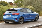 Ford Focus 5p 1.0 EcoBoost 92 kW (125 CV) 5p ST Line Turismo Azul Oasis Exterior Lateral-Posterior 5 puertas