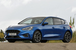 Ford Focus 5p 1.0 EcoBoost 92 kW (125 CV) 5p ST Line Turismo Azul Oasis Exterior Lateral-Frontal 5 puertas