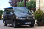 Volkswagen T6 2.0 TDI BMT 110 kW (150 CV) DSG 7 vel. 4MOTION California Beach Veh&iacute;culo comercial Gris Indio Metalizado/Deep Black Efecto Perla Exterior Lateral-Frontal 4 puertas
