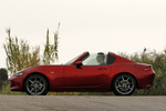 Mazda MX-5 2.0 SKYACTIV-G 184 CV RF Descapotable Soul Red Crystal Exterior Lateral 2 puertas
