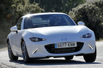 Mazda MX-5 2.0 SKYACTIV-G 184 CV Aut. RF Descapotable Snowflake White Pearl Exterior Lateral-Frontal 2 puertas