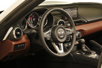 Mazda MX-5 2.0 SKYACTIV-G 184 CV Aut. RF Descapotable Interior Volante 2 puertas