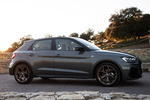Audi A1 35 TFSI (150 CV) Epic Edition Turismo Gris Cronos / Negro Mitos Exterior Lateral 5 puertas