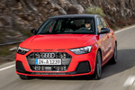 Audi A1 30 TFSI (116 CV) Advanced Turismo Rojo Misano efecto perla / Negro Mitos Exterior Frontal-Lateral 5 puertas