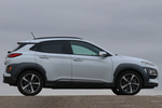 Hyundai Kona 1.6 T-GDI 130 kW (177 CV) 4x4 DCT Style Sky  Todo terreno Chalk White Exterior Lateral 5 puertas