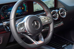 Mercedes-Benz Clase B B 200 7G-DCT AMG Line Monovolumen Blanco Polar Interior Volante 5 puertas