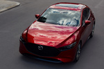 Mazda Mazda3 Gama Mazda3 5p 2019 5p Zenith Turismo Soul Red Crystal Exterior Lateral-Frontal 5 puertas