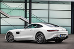 Mercedes-Benz AMG GT 4.0 V8 476 CV GT Coup&eacute; Coup&eacute; Diamond White Exterior Lateral-Posterior 3 puertas