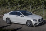 Mercedes-Benz Clase E E 300 de Berlina Gama Clase E Turismo Exterior Lateral-Frontal 4 puertas