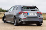 Mercedes-Benz Clase A AMG 35 4MATIC AMG 35 4MATIC Turismo Mountain Grey Exterior Lateral-Posterior 5 puertas