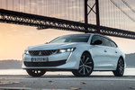 Peugeot 508 SW PureTech 180 S&S EAT8 SW GT Line Turismo familiar Blanco Banquise Exterior Lateral-Frontal 5 puertas