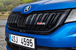 Skoda Kodiaq 2.0 TDI 176 kW (240 CV) DSG 4x4 RS Todo terreno Race Blue Exterior Parrilla 5 puertas