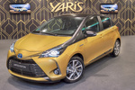 Toyota Yaris 100H 20 aniversario Limited Edition (Y20) Turismo Dorado Mica Metalizado Exterior Frontal-Lateral 5 puertas