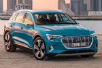 Audi e-tron 55 quattro Edition One Todo terreno Antigua Blue Exterior Frontal-Lateral 5 puertas