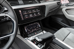 Audi e-tron Gama e-tron Gama e-tron Todo terreno Interior Pantalla 5 puertas