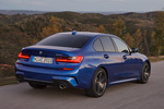 BMW Serie 3 330i M Sport Turismo Azul Portimao Exterior Posterior-Lateral 4 puertas