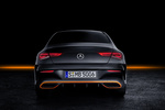 Mercedes-Benz CLA Edition Orange Art Coup&eacute; Turismo Negro Cosmos Metalizado Exterior Posterior 4 puertas