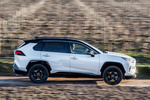 Toyota RAV4 Hybrid 220H e-CVT 4x4 (222 CV) Feel! Todo terreno Bi-tono Blanco Perlado Exterior Lateral 5 puertas