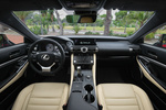 Lexus RC RC 300h Luxury Coup&eacute; Interior Salpicadero 2 puertas
