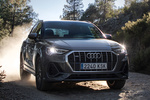 Audi Q3 45 TFSI quattro S tronic S line (con S line interior y Alc&aacute;ntara naranja) Todo terreno Gris cronos Exterior Lateral-Frontal 5 puertas