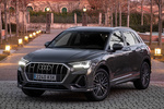 Audi Q3 45 TFSI quattro S tronic S line (con S line interior y Alc&aacute;ntara naranja) Todo terreno Gris cronos Exterior Frontal-Lateral 5 puertas