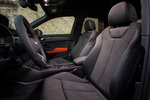 Audi Q3 45 TFSI quattro S tronic S line (con S line interior y Alc&aacute;ntara naranja) Todo terreno Interior Asientos 5 puertas