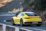 Porsche 911 Carrera 4S Carrera 4S Coup&eacute; Amarillo Racing Exterior Posterior-Lateral 2 puertas