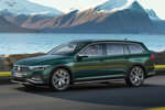 Volkswagen Passat Alltrack 2.0 TDI 176 kW (240CV) 4Motion DSG 7 vel. Alltrack Turismo familiar Exterior Frontal-Lateral 5 puertas