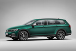Volkswagen Passat Alltrack 2.0 TDI 176 kW (240CV) 4Motion DSG 7 vel. Alltrack Turismo familiar Exterior Lateral 5 puertas