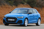 Audi A1 30 TFSI S tronic 7 vel. (116 CV) Epic Edition (Paquete Dynamic) Turismo Turbo Blue / Negro Mitos Exterior Frontal-Lateral 5 puertas
