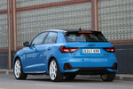 Audi A1 30 TFSI S tronic 7 vel. (116 CV) Epic Edition (Paquete Dynamic) Turismo Turbo Blue / Negro Mitos Exterior Lateral-Posterior 5 puertas