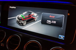 Mercedes-Benz Clase E E 300 e Berlina Gama Clase E Turismo Interior Pantalla del sistema multimedia 4 puertas