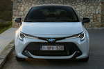 Toyota Corolla hybrid 125H Feel! Turismo Bi-tono Blanco Perlado Exterior Frontal 5 puertas