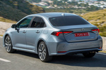 Toyota Corolla hybrid Sedan 125H Sedan Advance Turismo Gris Celestite Exterior Posterior-Lateral 4 puertas